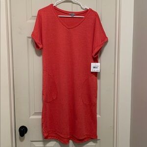 L nwt coral pocket T-shirt dress​